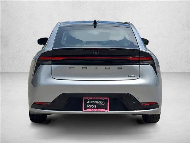 New 2027 Toyota Prius XLE FWD image 8