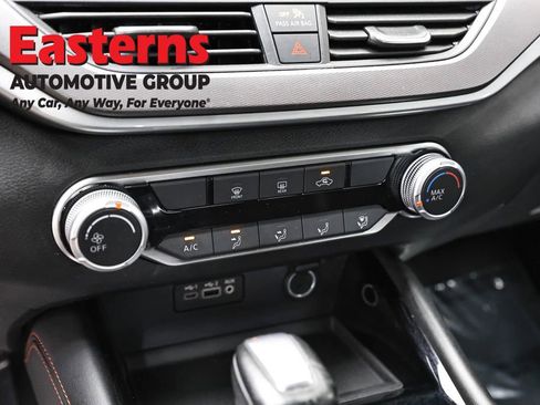 Used 2024 Nissan Altima 2.5 SR FWD image 20