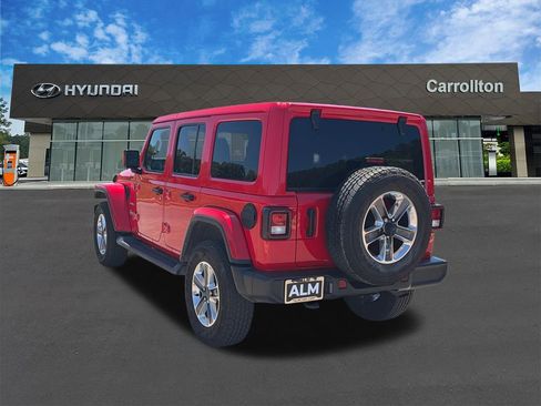 Used 2022 Jeep Wrangler Unlimited Sahara w/ Cold Weather Group AWD/4WD image 7