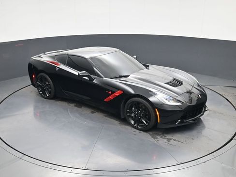 Used 2019 Chevrolet Corvette Stingray Coupe w/ 1LT RWD image 1