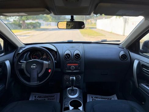 Used 2014 Nissan Rogue S FWD image 9