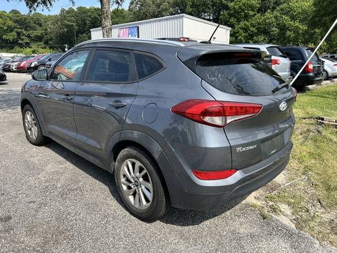 Used 2016 Hyundai Tucson SE w/ Option Group 02 FWD image 5
