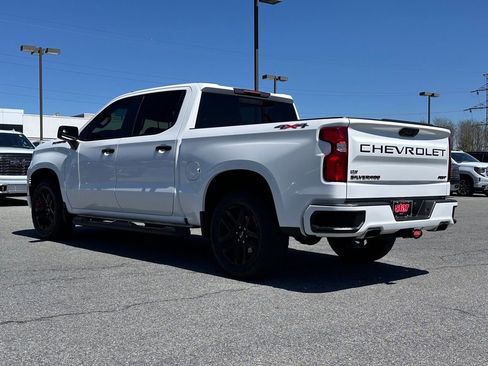 Used 2024 Chevrolet Silverado 1500 RST w/ Redline Edition AWD/4WD image 7