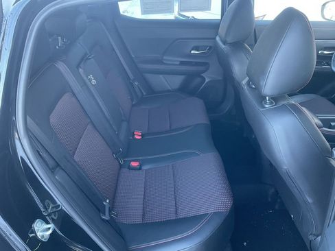 Used 2025 Nissan Kicks SR image 19