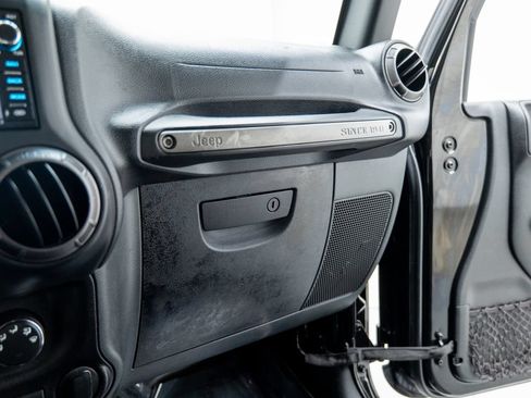 Used 2018 Jeep Wrangler Sport AWD/4WD image 48