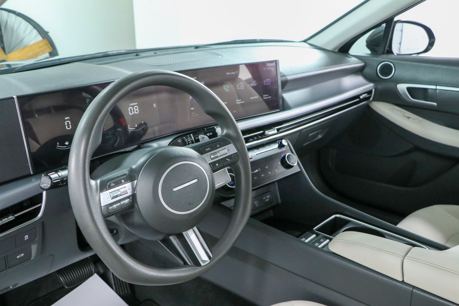 Used 2025 Hyundai Sonata SEL FWD image 22