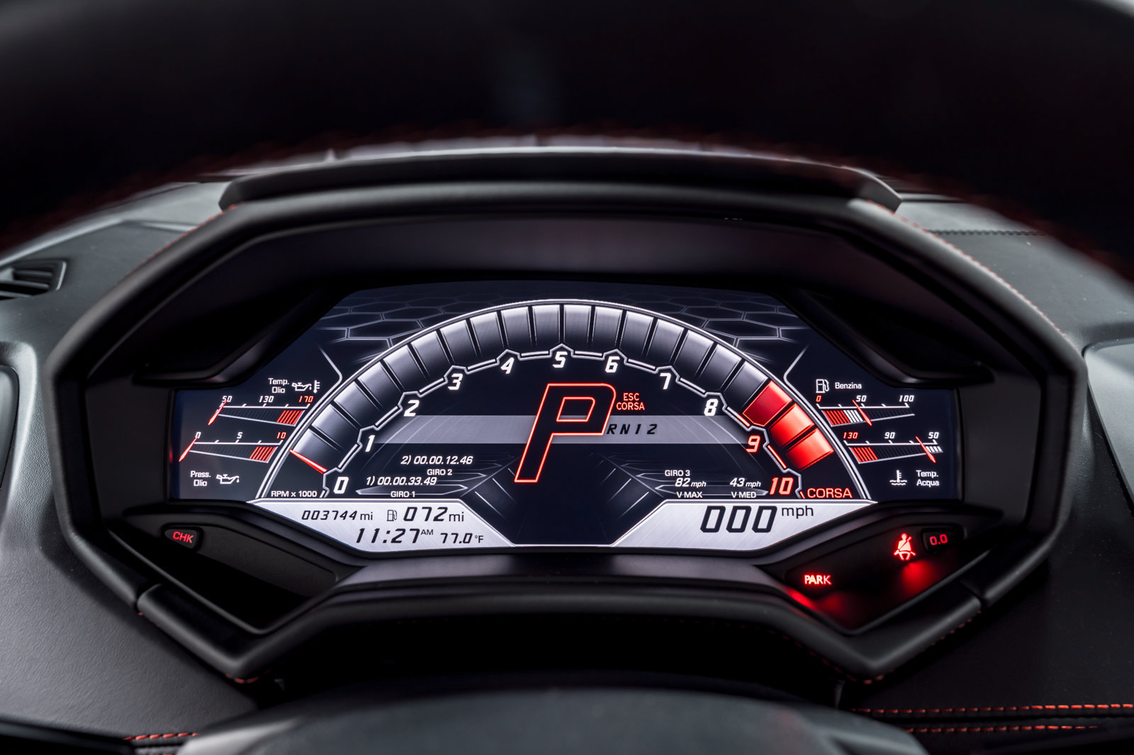 Used 2021 Lamborghini Huracan EVO RWD image 17