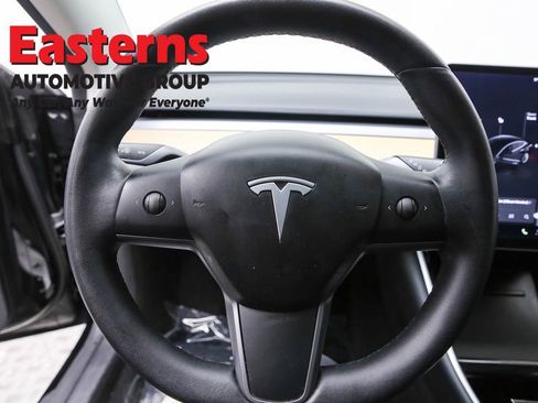 Used 2020 Tesla Model 3 Long Range image 10