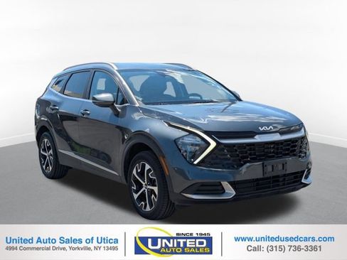 Used 2023 Kia Sportage EX AWD/4WD image 1