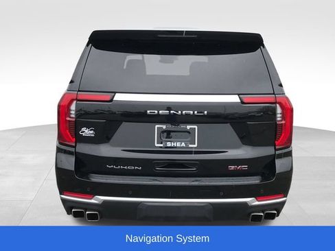 Certified 2025 GMC Yukon XL Denali AWD/4WD image 4