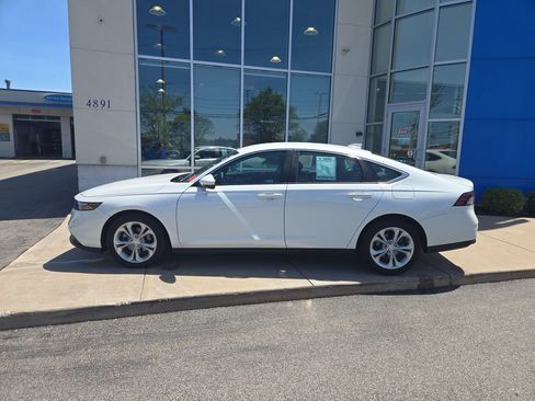 Certified 2023 Honda Accord LX image 6