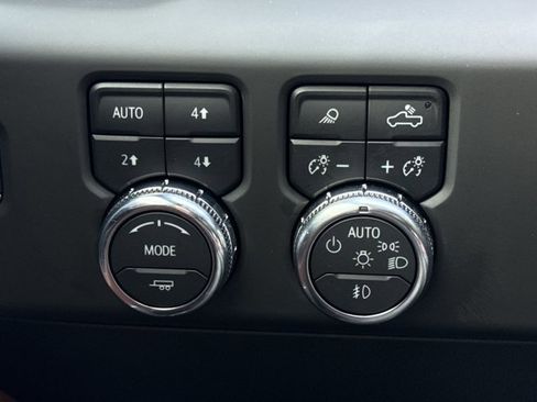Used 2024 GMC Sierra 1500 Denali Ultimate AWD/4WD image 27