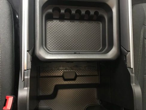 New 2026 RAM 1500 4x4 Crew Cab image 26