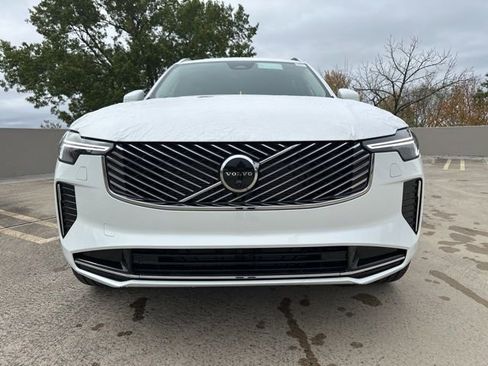 New 2026 Volvo XC90 B6 Plus w/ Protection Package Premier image 2