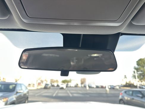 Used 2023 Toyota Tacoma TRD Off-Road image 27