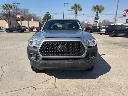 Used 2020 Toyota Tacoma SR RWD image 2