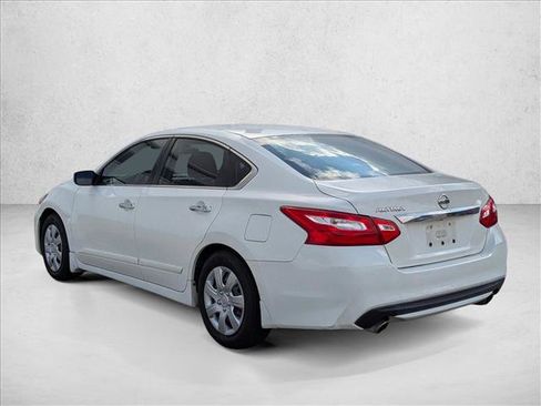 Used 2017 Nissan Altima 2.5 S w/ Power Driver Seat Package image 7