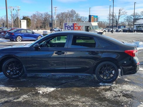 Used 2024 Honda Civic Sport image 5