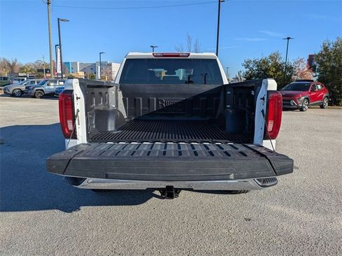 Used 2024 GMC Sierra 1500 SLT image 25