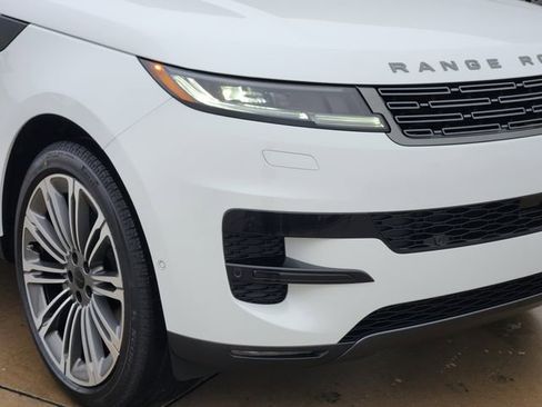 New 2026 Land Rover Range Rover Sport SE AWD/4WD image 8