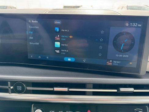 Certified 2025 Hyundai Santa Fe SEL image 20