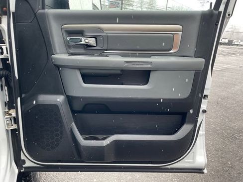 Used 2015 RAM 2500 SLT image 17
