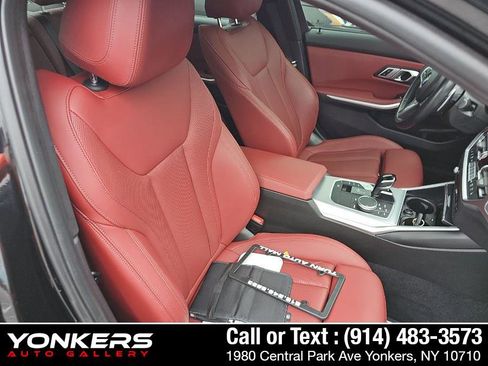 Used 2022 BMW 330i xDrive Sedan w/ M Sport Package AWD/4WD image 9