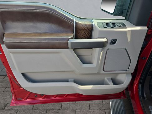 Certified 2019 Ford F150 Limited w/ Trailer Tow Package image 10