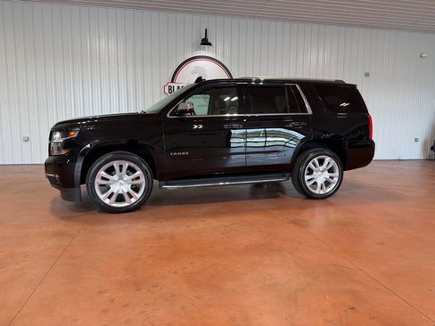Used 2017 Chevrolet Tahoe Premier image 3