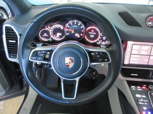 Used 2021 Porsche Cayenne S AWD/4WD image 50