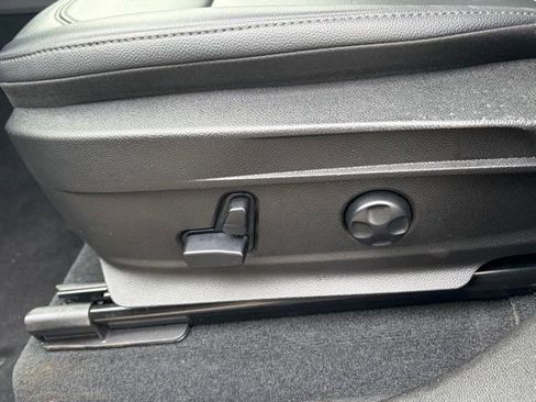 Used 2023 Alfa Romeo Stelvio Ti image 23