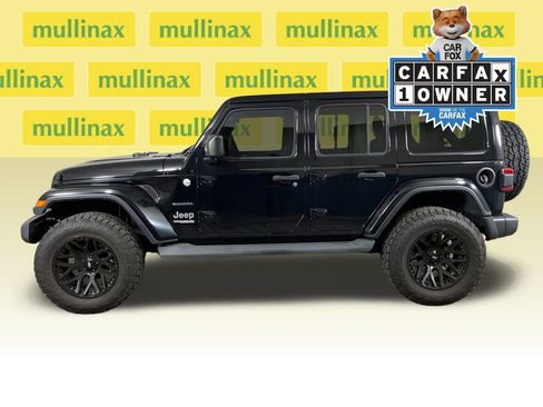 Used 2018 Jeep Wrangler Unlimited Sahara image 12