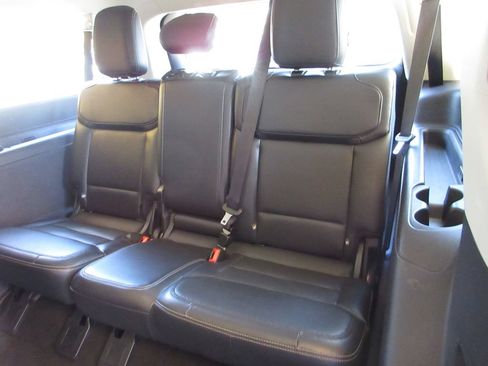 Used 2025 Ford Expedition Max Platinum w/ Driver's Package AWD/4WD image 24