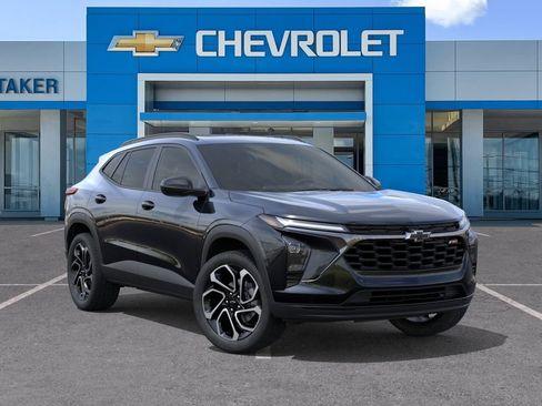 New 2026 Chevrolet Trax RS w/ Sunroof Package FWD image 7