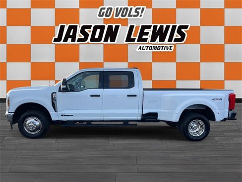 Used 2024 Ford F350 XLT image 8