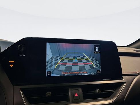 Used 2023 Lexus UX 250h F Sport image 29