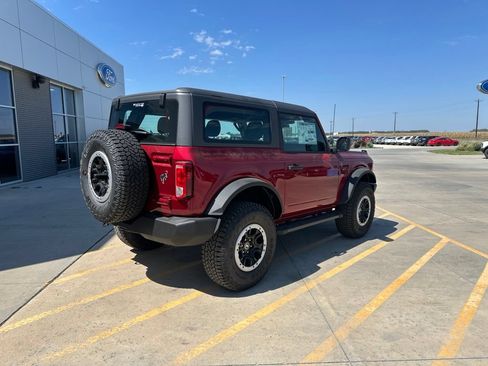 New 2026 Ford Bronco 2-Door w/ Sasquatch Package AWD/4WD image 7