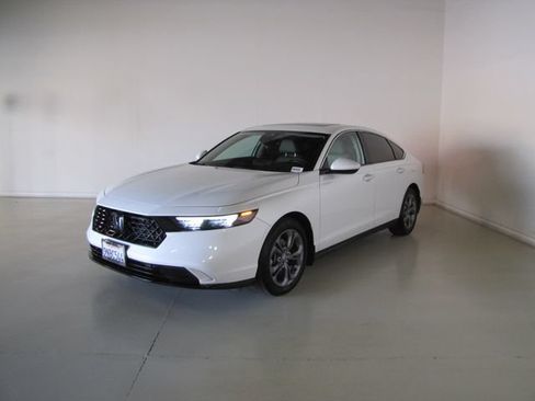 Certified 2024 Honda Accord EX image 1