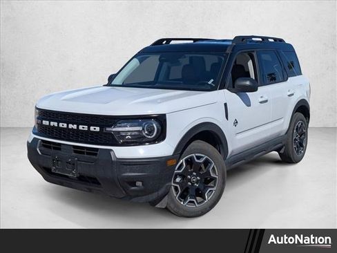Used 2025 Ford Bronco Sport Outer Banks image 1