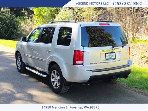 Used 2009 Honda Pilot Touring image 3
