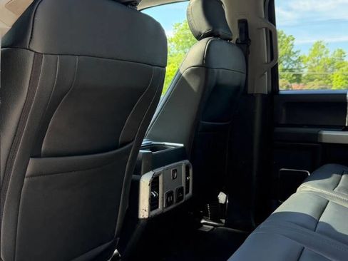 Used 2019 Ford F250 Lariat w/ FX4 Off-Road Package AWD/4WD image 20