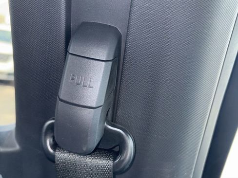 Used 2023 Ford F150 Lightning Lariat image 26