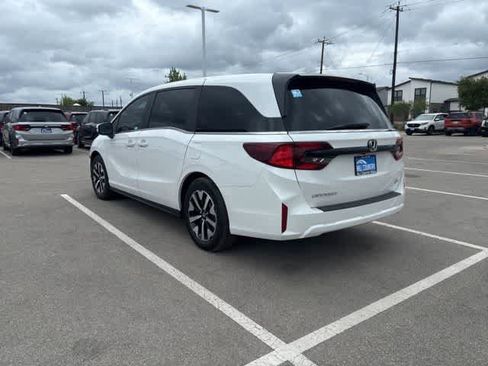 Used 2026 Honda Odyssey EX-L image 3