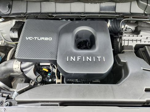 Certified 2025 INFINITI QX60 Luxe AWD/4WD image 9