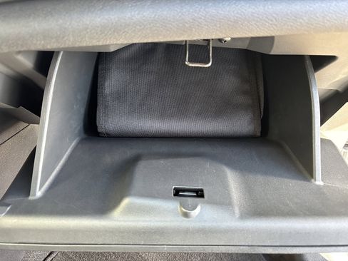 Used 2023 Nissan Kicks SR w/ SR Premium Package image 36