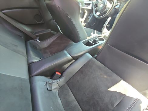 Used 2020 Toyota 86 RWD image 11