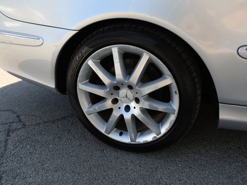 Used 2007 Mercedes-Benz CLK 350 Cabriolet image 9