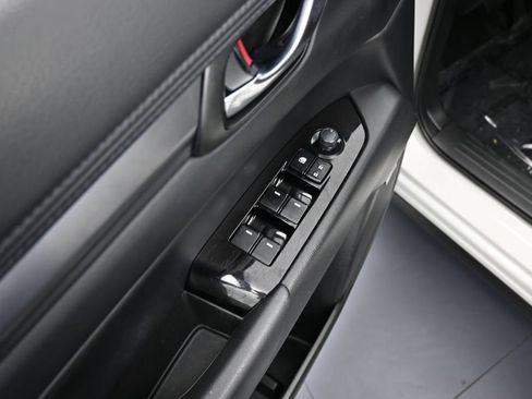 Used 2021 MAZDA CX-5 Touring w/ Touring Preferred SV Package FWD image 15