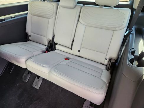 New 2027 Ford Expedition Max Platinum w/ Platinum Ultimate Package AWD/4WD image 16