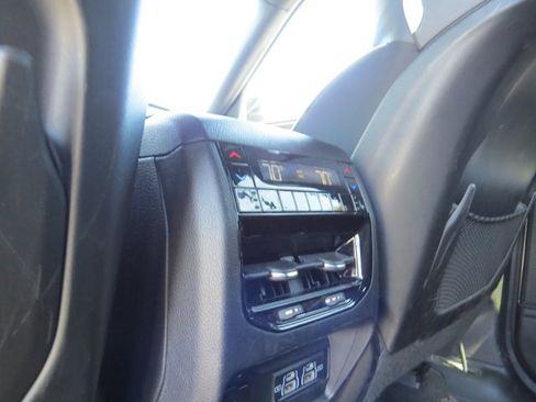 Used 2022 Jeep Grand Cherokee Summit w/ Luxury Tech Group V AWD/4WD image 13